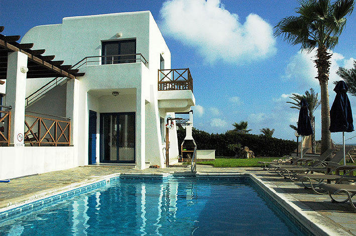 Kymmates Beach Front Villas بافوس المظهر الخارجي الصورة